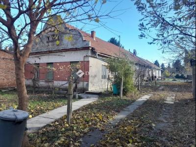 Eladó családi ház Békéscsaba