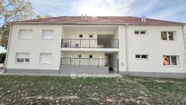 Eladó lakás Siklós