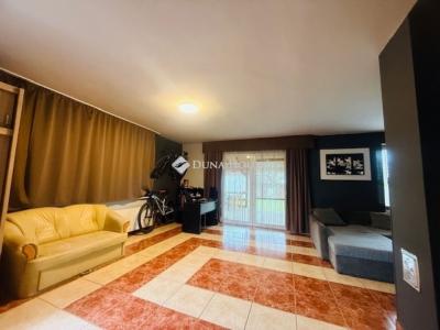 Eladó házrész Vecsés