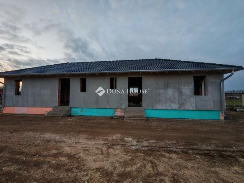 Eladó ikerház Pilis