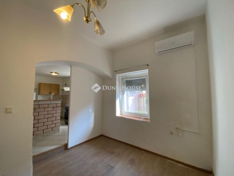 Eladó házrész Dunabogdány