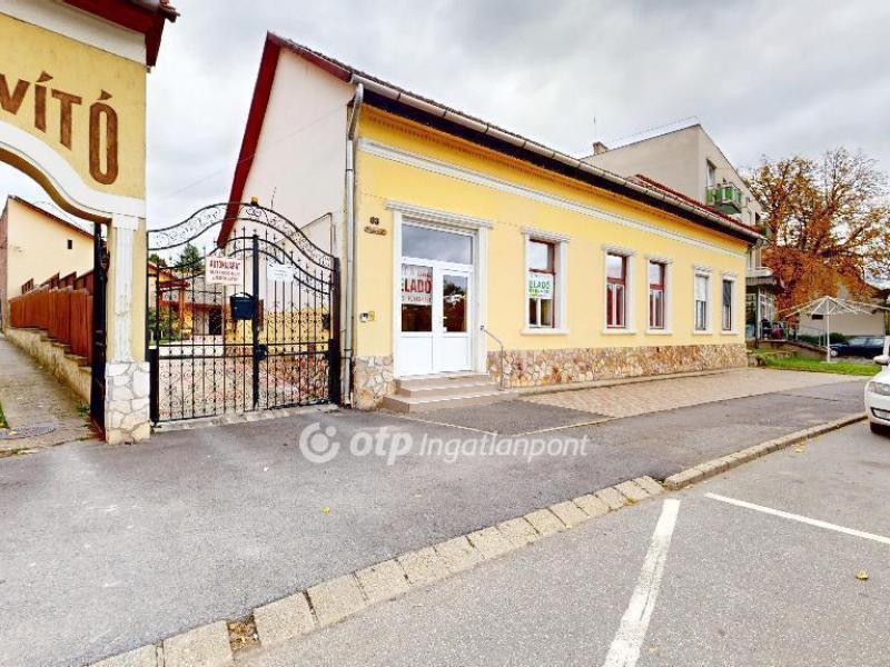 Eladó családi ház Szerencs
