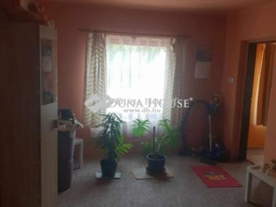 Eladó családi ház Abony