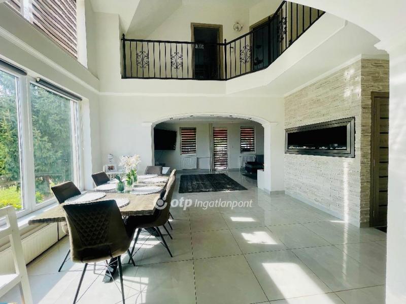 Eladó családi ház Bocskaikert