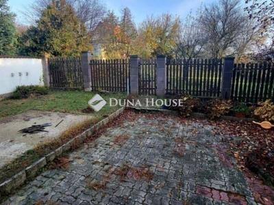 Eladó családi ház Mogyoród