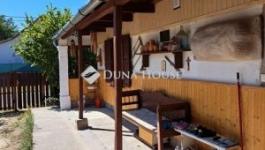 Eladó családi ház Tápióság