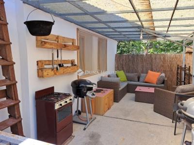 Eladó családi ház Tápióság