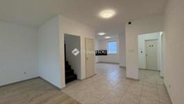 Eladó családi ház Újlengyel