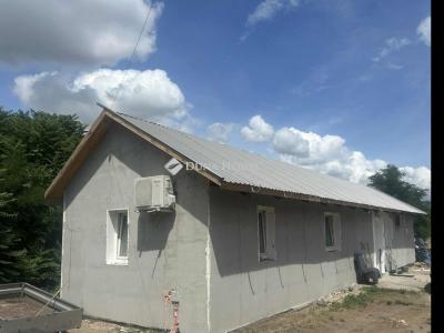 Eladó családi ház Pilis