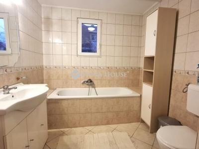 Eladó családi ház Erdőkertes