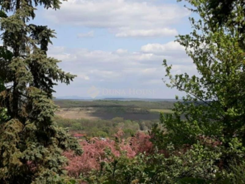 Eladó nyaraló Erdőkertes