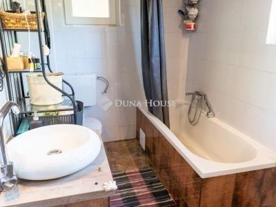 Eladó családi ház Fót