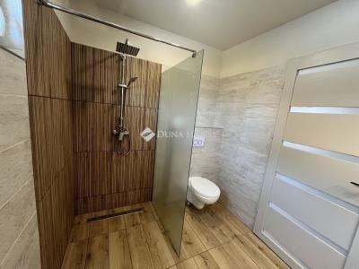 Eladó családi ház Fót