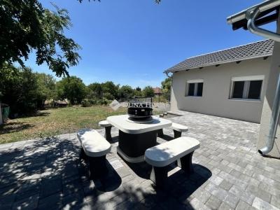 Eladó családi ház Fót