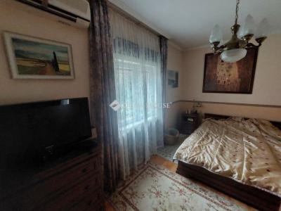 Eladó családi ház Erdőkertes