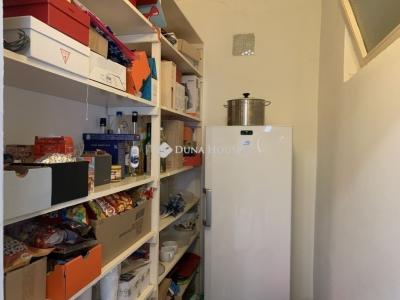 Eladó családi ház Fót