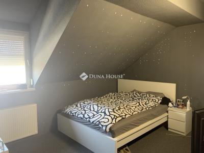 Eladó családi ház Fót