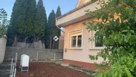 Eladó családi ház Fót