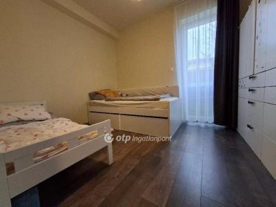 Eladó lakás Gyömrő
