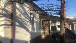 Eladó családi ház Ajka