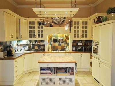 Eladó családi ház Kecskemét