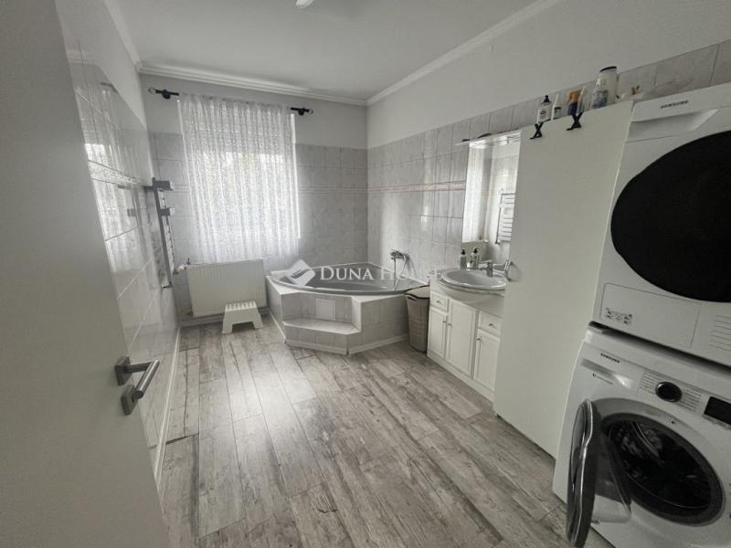 Eladó családi ház Halásztelek