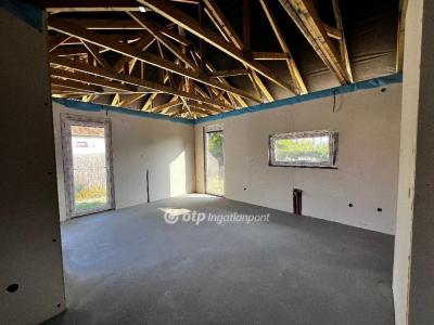 Eladó ikerház Cegléd