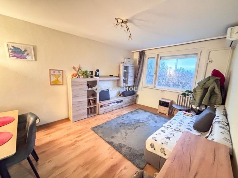 Eladó lakás Dunakeszi