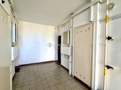 Eladó lakás Tököl