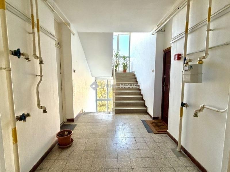 Eladó lakás Tököl