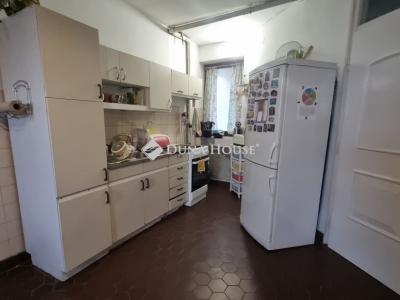 Eladó lakás Esztergom