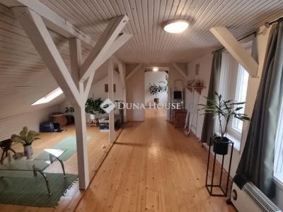 Eladó lakás Esztergom