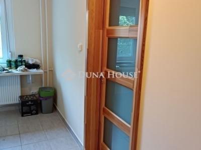 Eladó lakás Százhalombatta