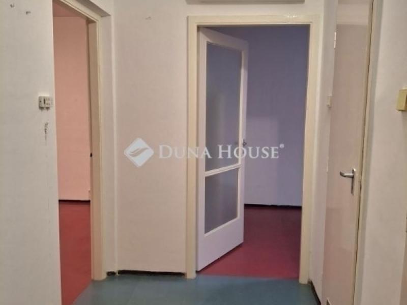 Eladó lakás Debrecen