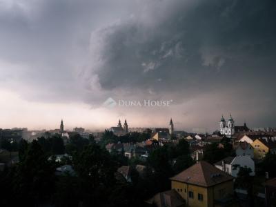 Eladó lakás Székesfehérvár