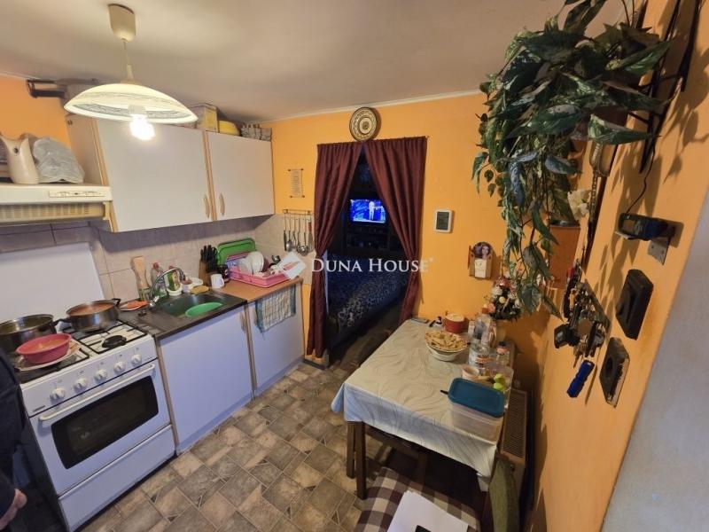 Eladó családi ház Székesfehérvár