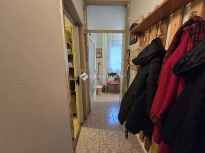 Eladó lakás Székesfehérvár