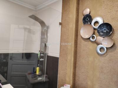 Eladó családi ház Erdőkertes