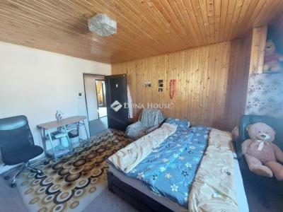 Eladó családi ház Fót