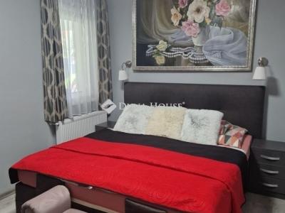 Eladó családi ház Erdőkertes