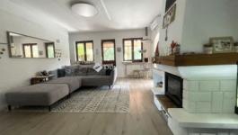 Eladó családi ház Fót