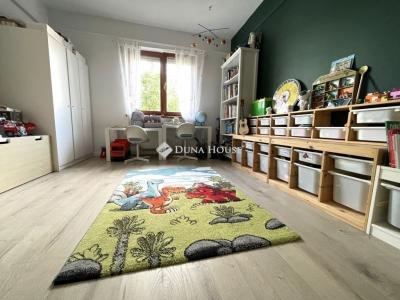 Eladó családi ház Fót