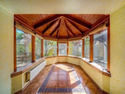 Eladó családi ház Erdőkertes