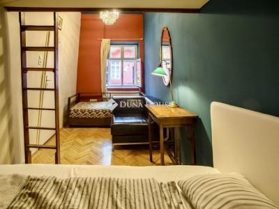 Eladó családi ház Budapest