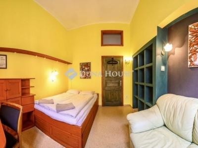 Eladó családi ház Budapest