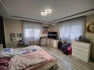 Eladó családi ház Budapest