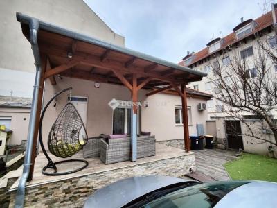 Eladó családi ház Budapest
