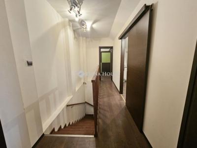 Eladó családi ház Budapest
