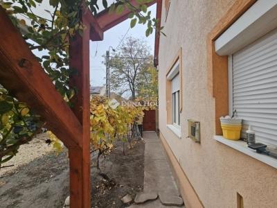 Eladó családi ház Budapest