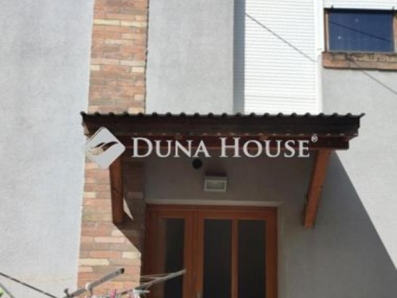 Eladó házrész Pilis